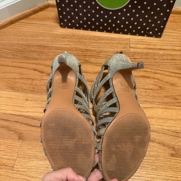 Kelly & Katie KK Lorelle Metallic Cage Heels - Size 8 - Picture 3 of 6